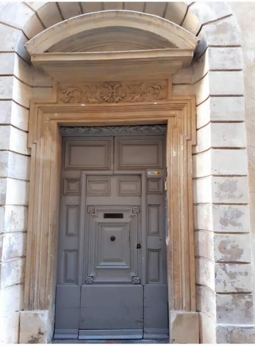 Capucines, Un Jardin Secret Dans Le Centre Historique Lägenhet Arles Exteriör bild