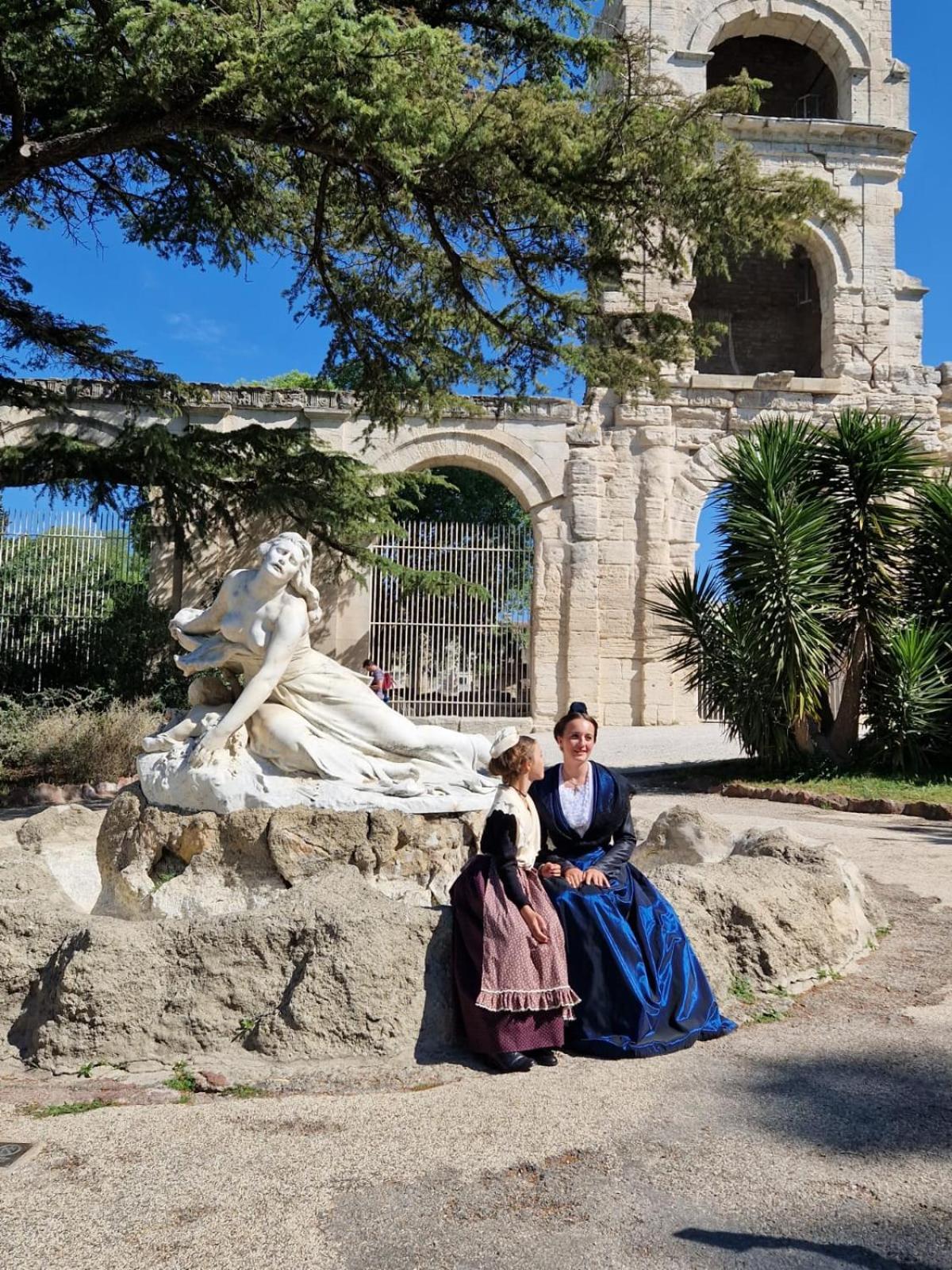 Capucines, Un Jardin Secret Dans Le Centre Historique Lägenhet Arles Exteriör bild
