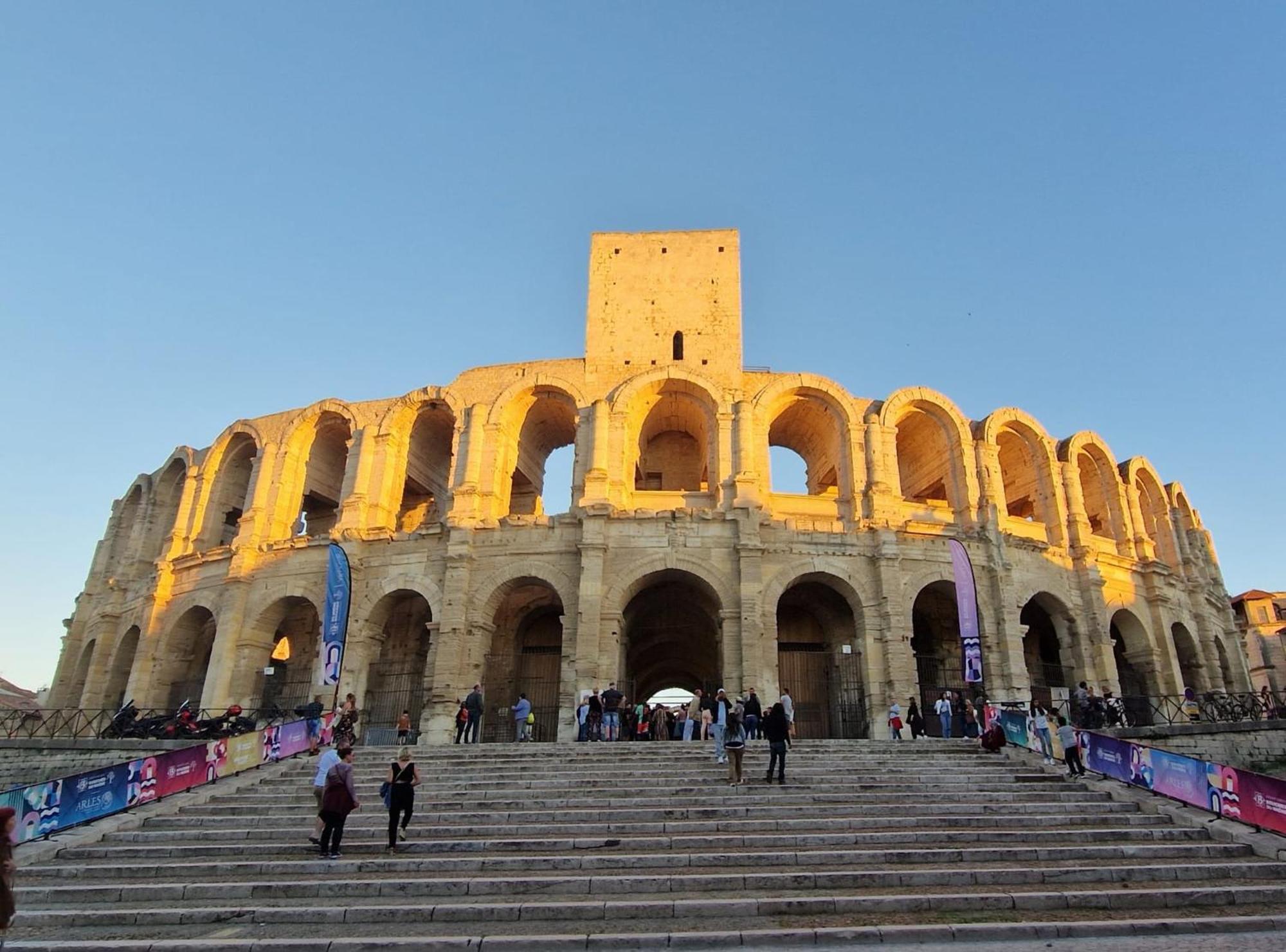 Capucines, Un Jardin Secret Dans Le Centre Historique Lägenhet Arles Exteriör bild